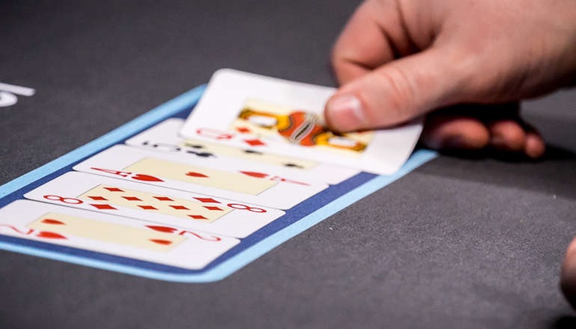 TEXAS Holdem como jugar con cartas medias