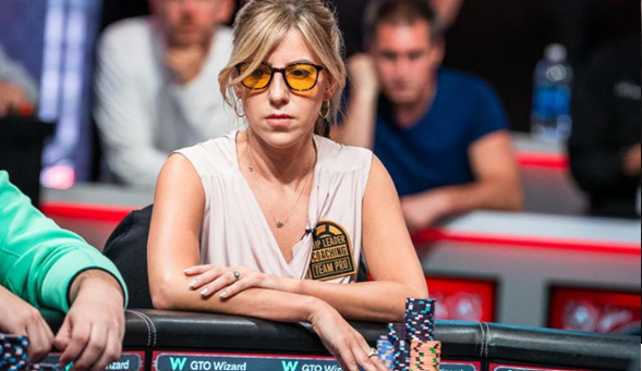 Kristen Foxen logra US$1,77 millones3